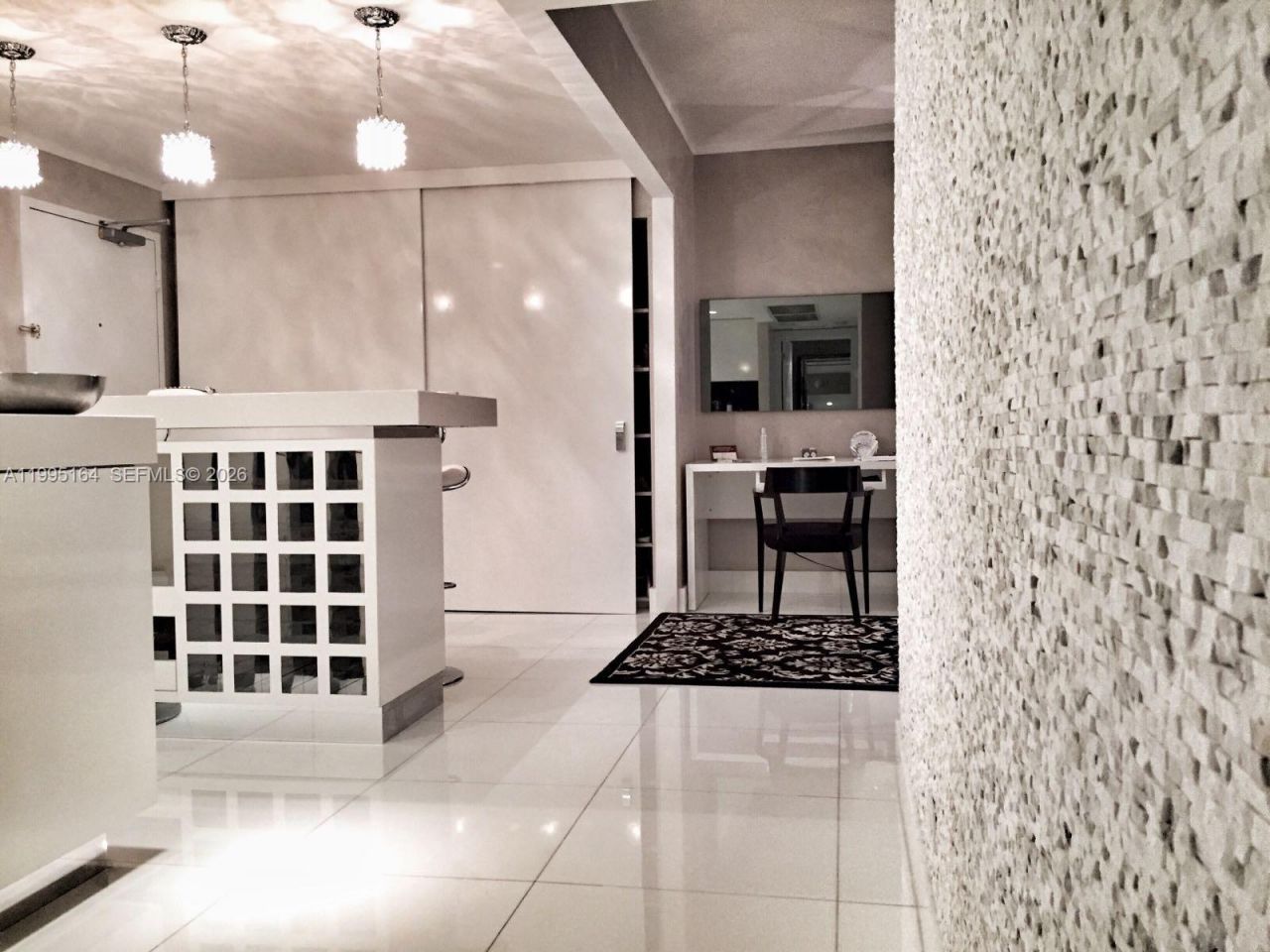 2301 Collins Ave , Unit 1507, Miami Beach, FL 33139 Photo