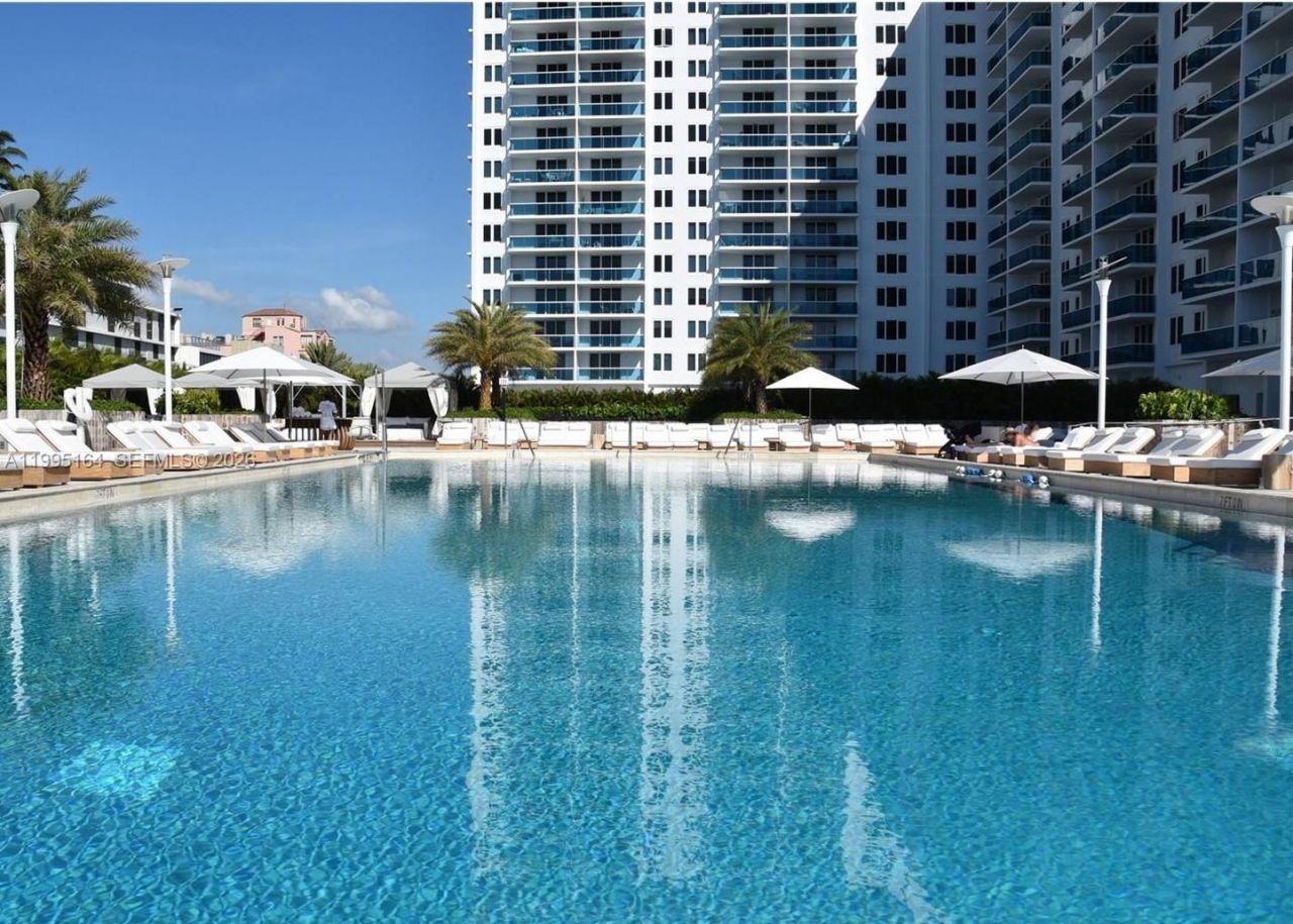 2301 Collins Ave , Unit 1507, Miami Beach, FL 33139 Photo