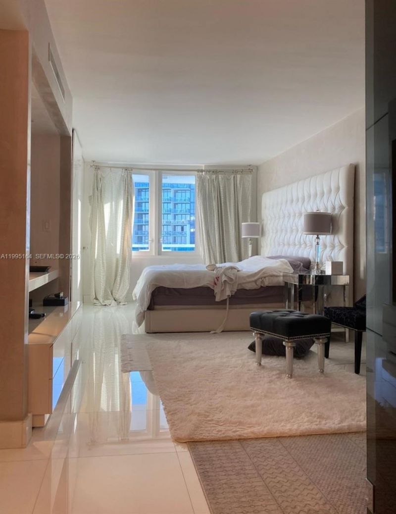 2301 Collins Ave , Unit 1507, Miami Beach, FL 33139 Photo