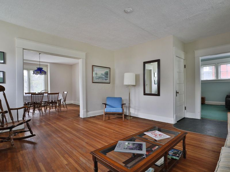 171 Clinton Heights Avenue, Columbus, OH 43202 Photo 10