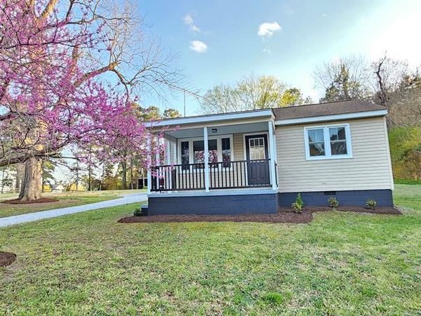 5984 Canterbury Rd, WALKERTON, VA 23177