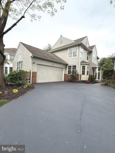 548 Palmer Farm Drive, Yardley, PA 19067 Main Photo