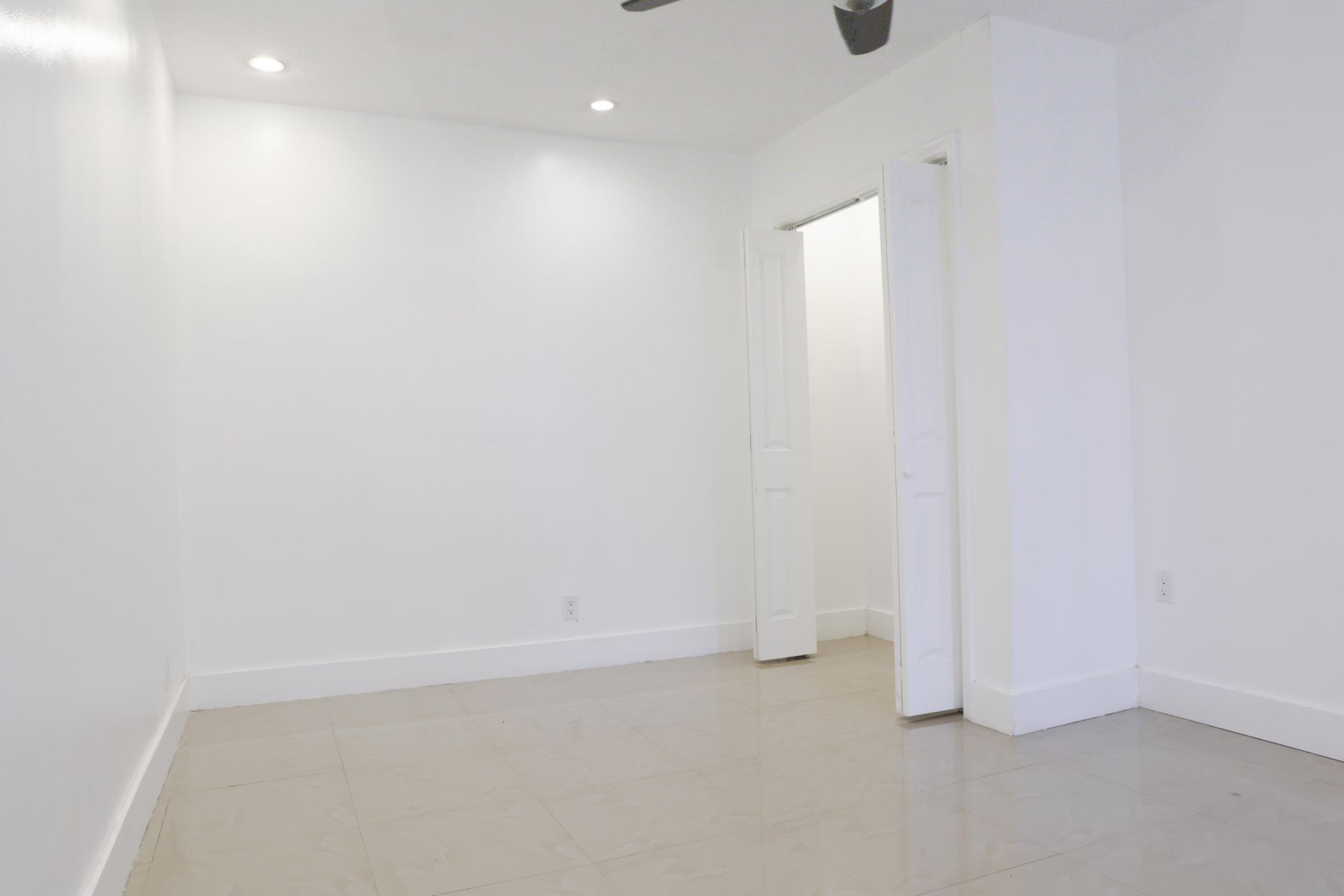 5380 SW 10th Street, Margate, FL 33068 Photo