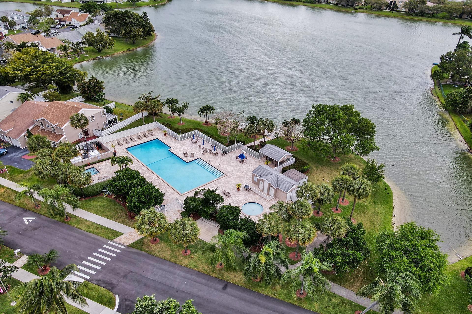 1180 SW 108th Terrace, Davie, FL 33324 Photo