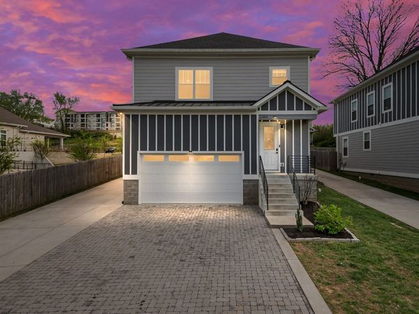 338A Ewing Dr, Nashville, TN 37207