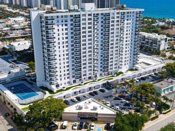 3015 N Ocean Blvd, Unit 4L, Fort Lauderdale, FL 33308