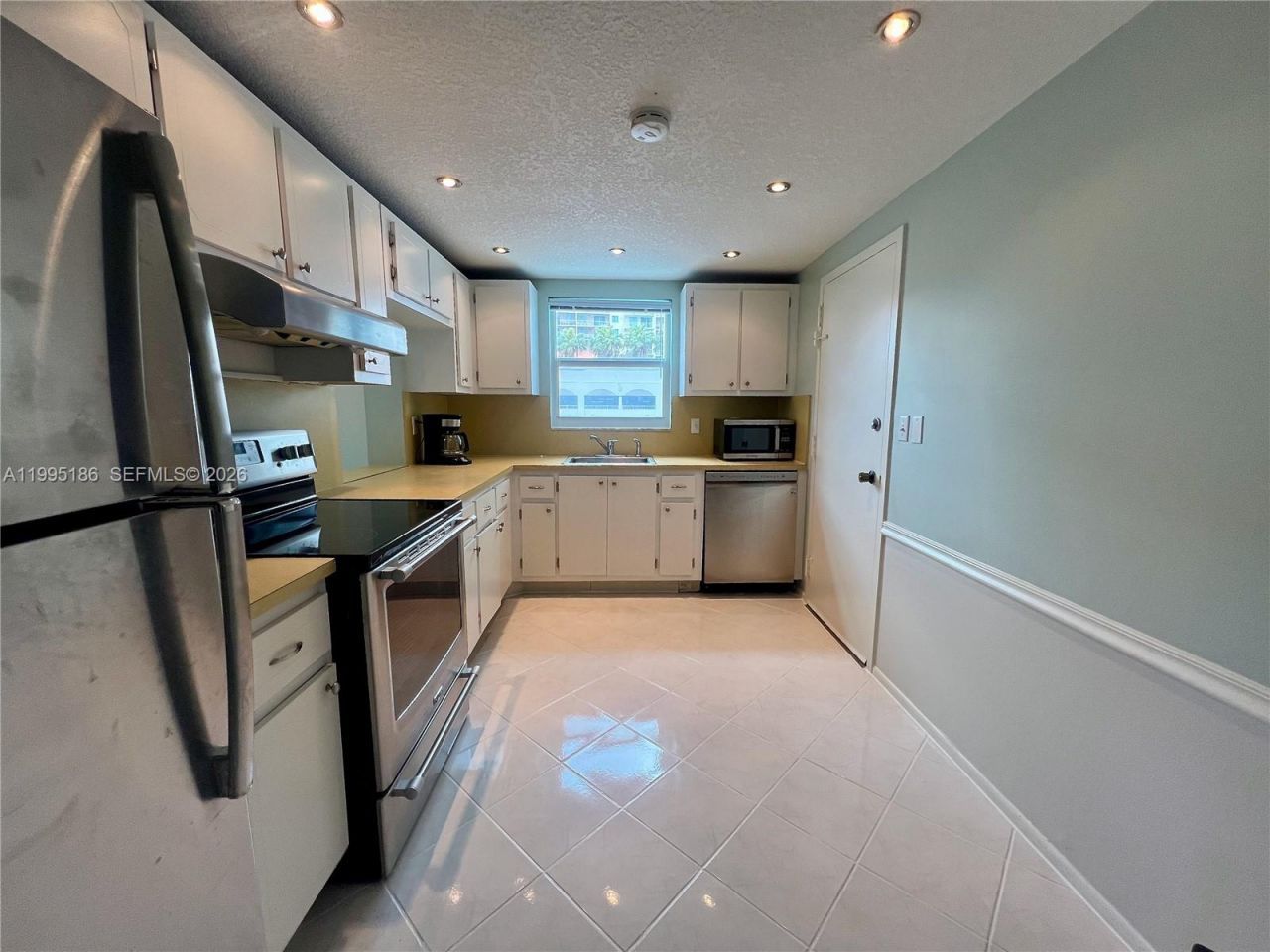 3015 N Ocean Blvd, Unit 4L, Fort Lauderdale, FL 33308 Photo