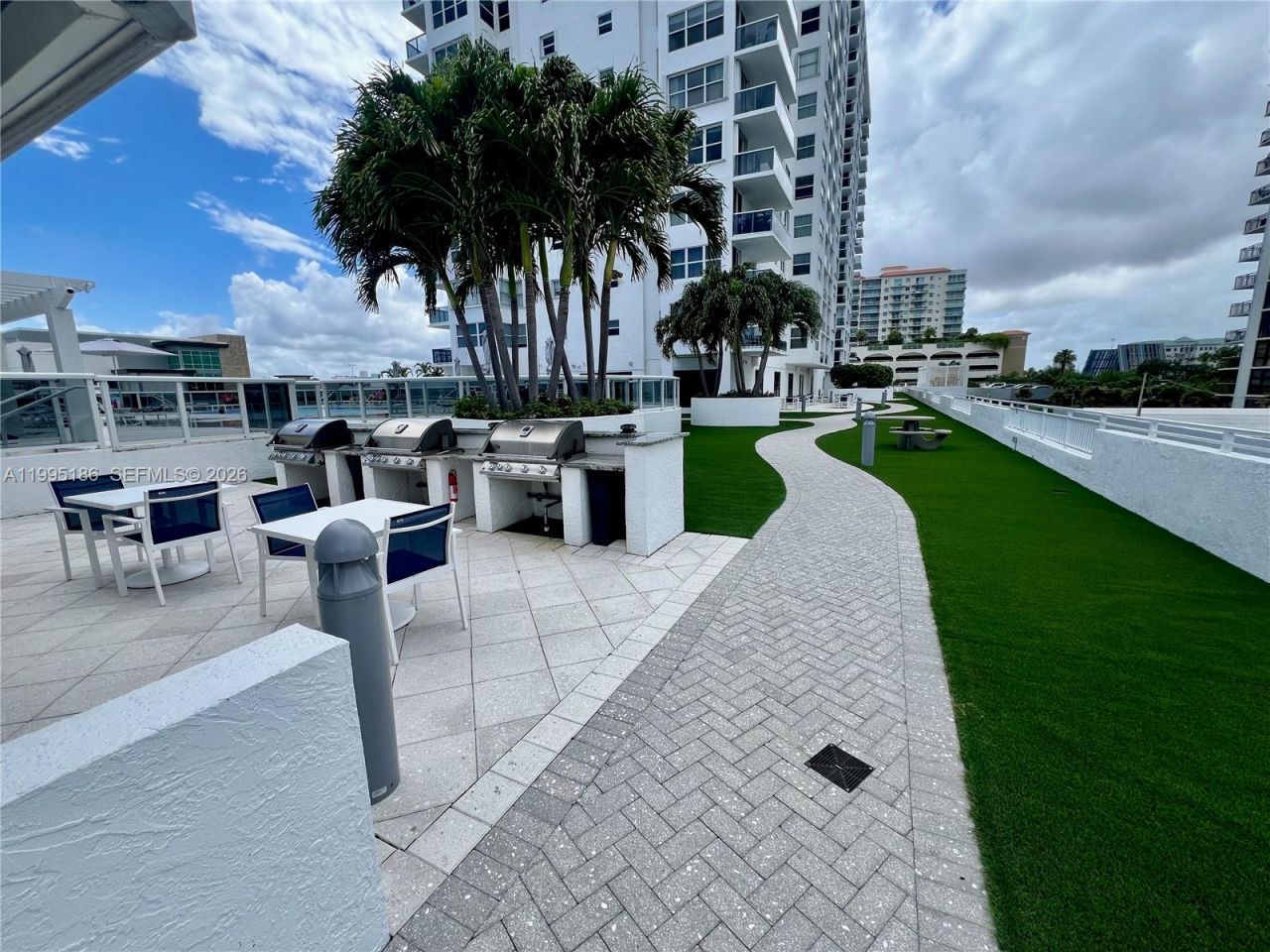 3015 N Ocean Blvd, Unit 4L, Fort Lauderdale, FL 33308 Photo