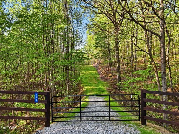 354 Ladd Ridge Rd, Kingston, TN 37763