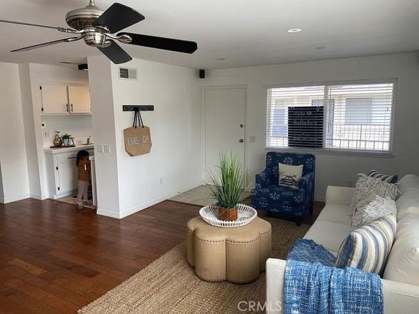 4608 Via Vista, Huntington Beach, CA 92649