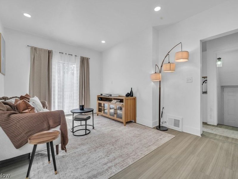 3341 Woodbridge Avenue , Cleveland, OH 44109 Photo 13