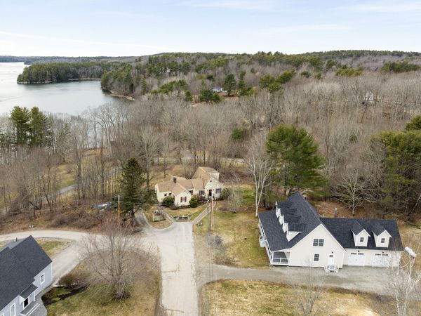 29 Pleasant Street, Newcastle, ME 04553