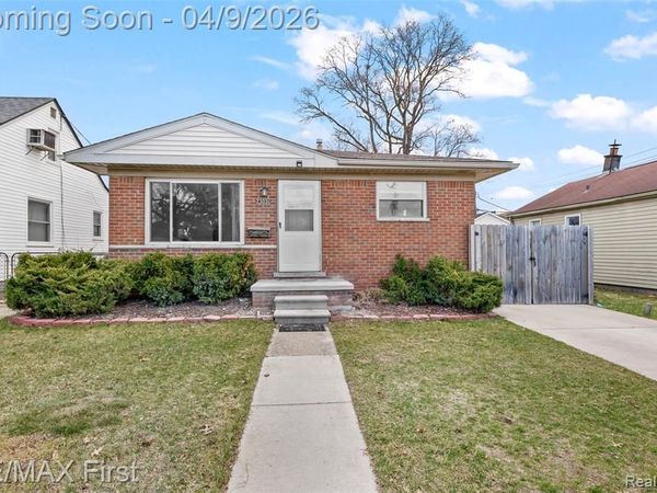 23036 COUZENS Avenue , Hazel Park, MI 48030