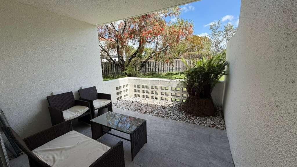 9711 Fontainebleau Boulevard, Unit D105, Miami, FL 33172 Photo