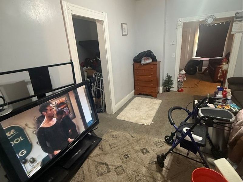 9515 Easton Avenue , Cleveland, OH 44104 Photo 8