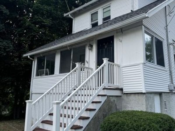 134 Sherman St, Quincy, MA 02170