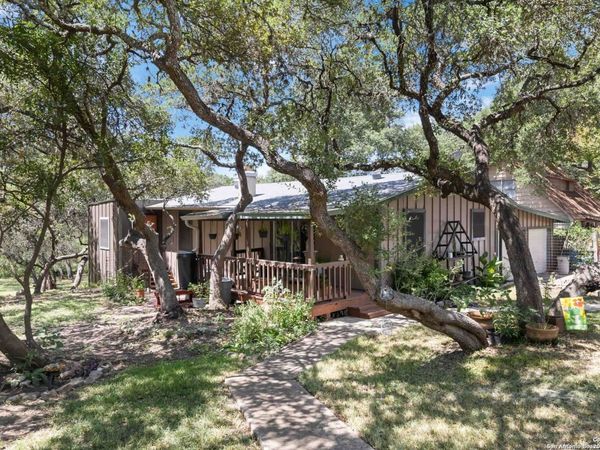 1588 WESTVIEW COURT, Canyon Lake, TX 78133