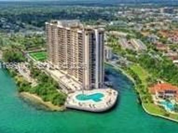 1800 NE 114th St , Unit 401, Miami, FL 33181
