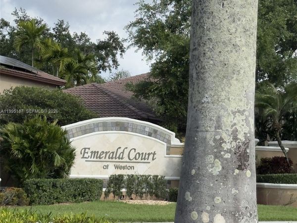 16029 Emerald Cove Rd , Weston, FL 33331