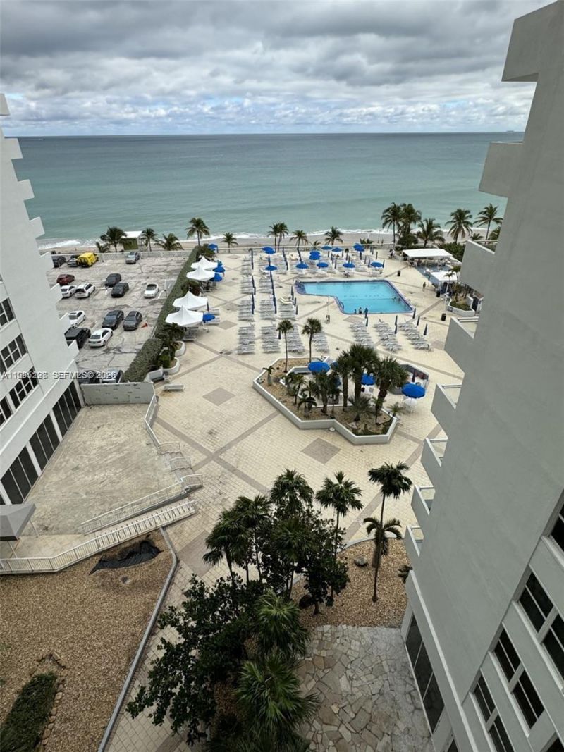 2030 S Ocean Dr, Unit 815, Hallandale Beach, FL 33009 Photo