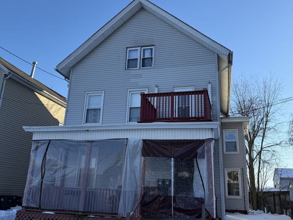 10 Gilbert , New Haven, CT 06514