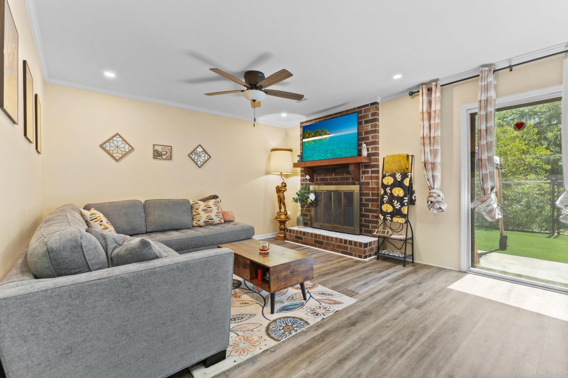 4423 S Shirley Drive Photo 10