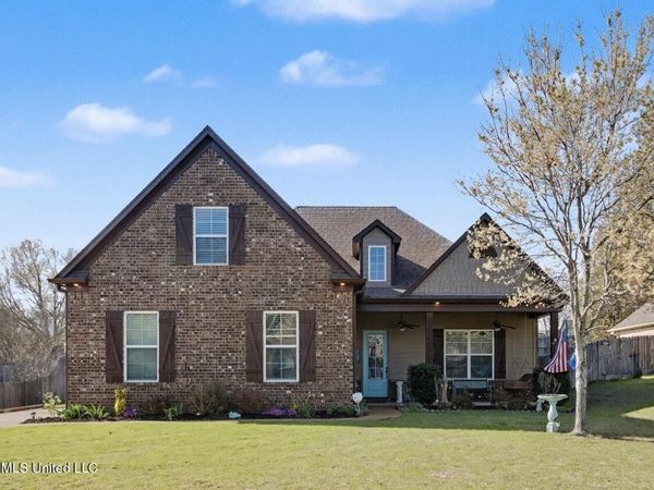 604 Rowan Oak Place, Hernando, MS 38632