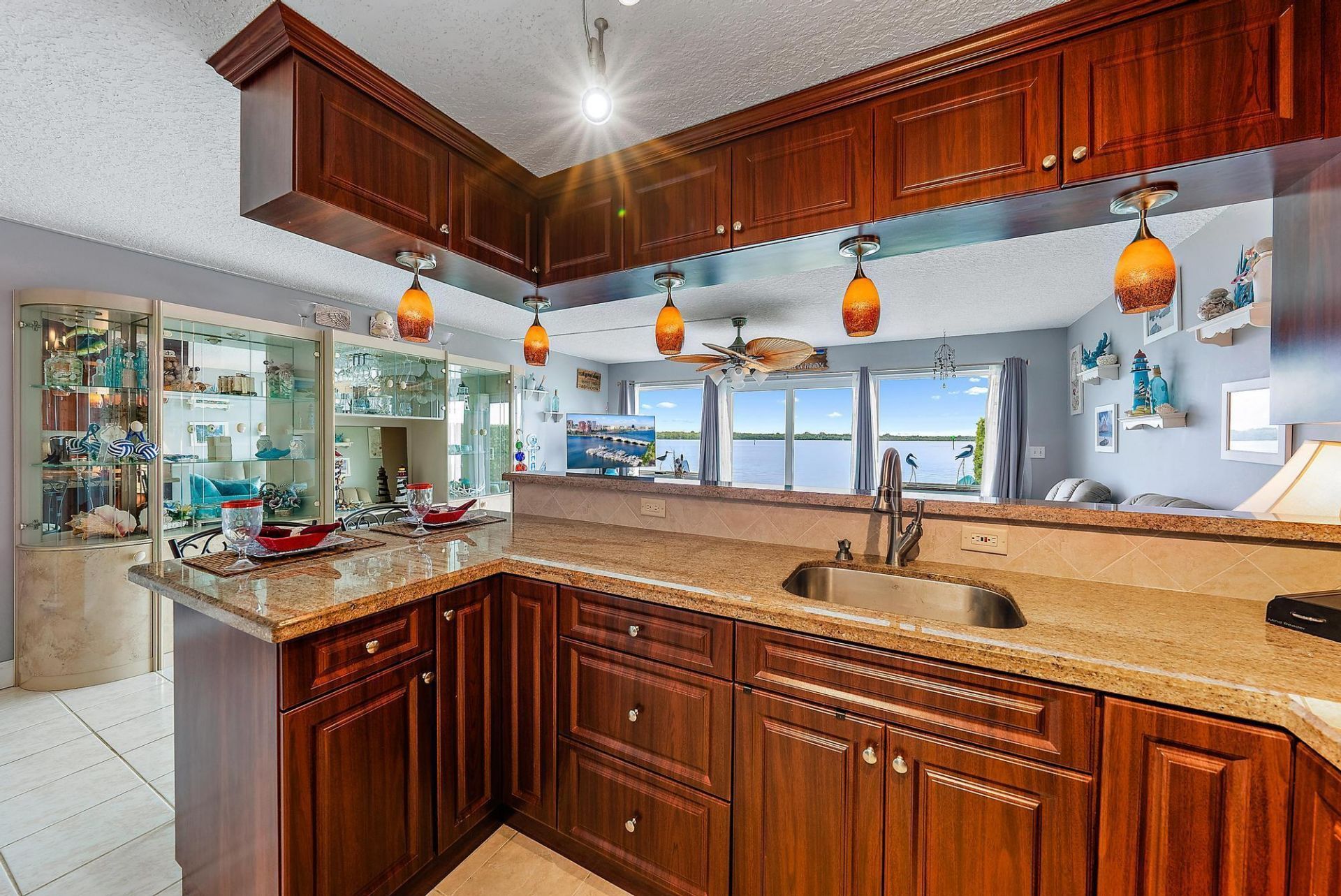 52 Yacht Club Drive, Unit 105, North Palm Beach, FL 33408 Photo