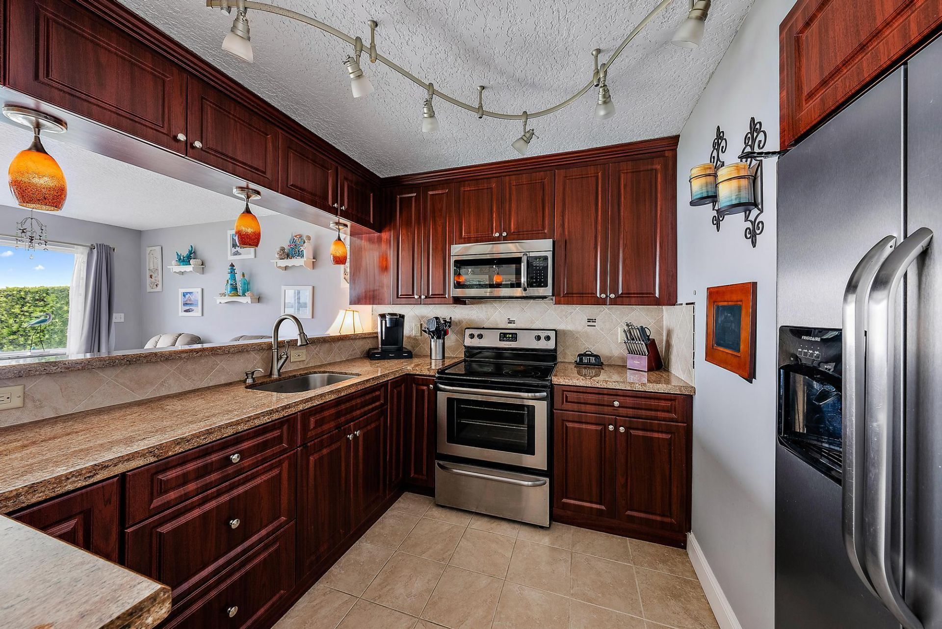 52 Yacht Club Drive, Unit 105, North Palm Beach, FL 33408 Photo