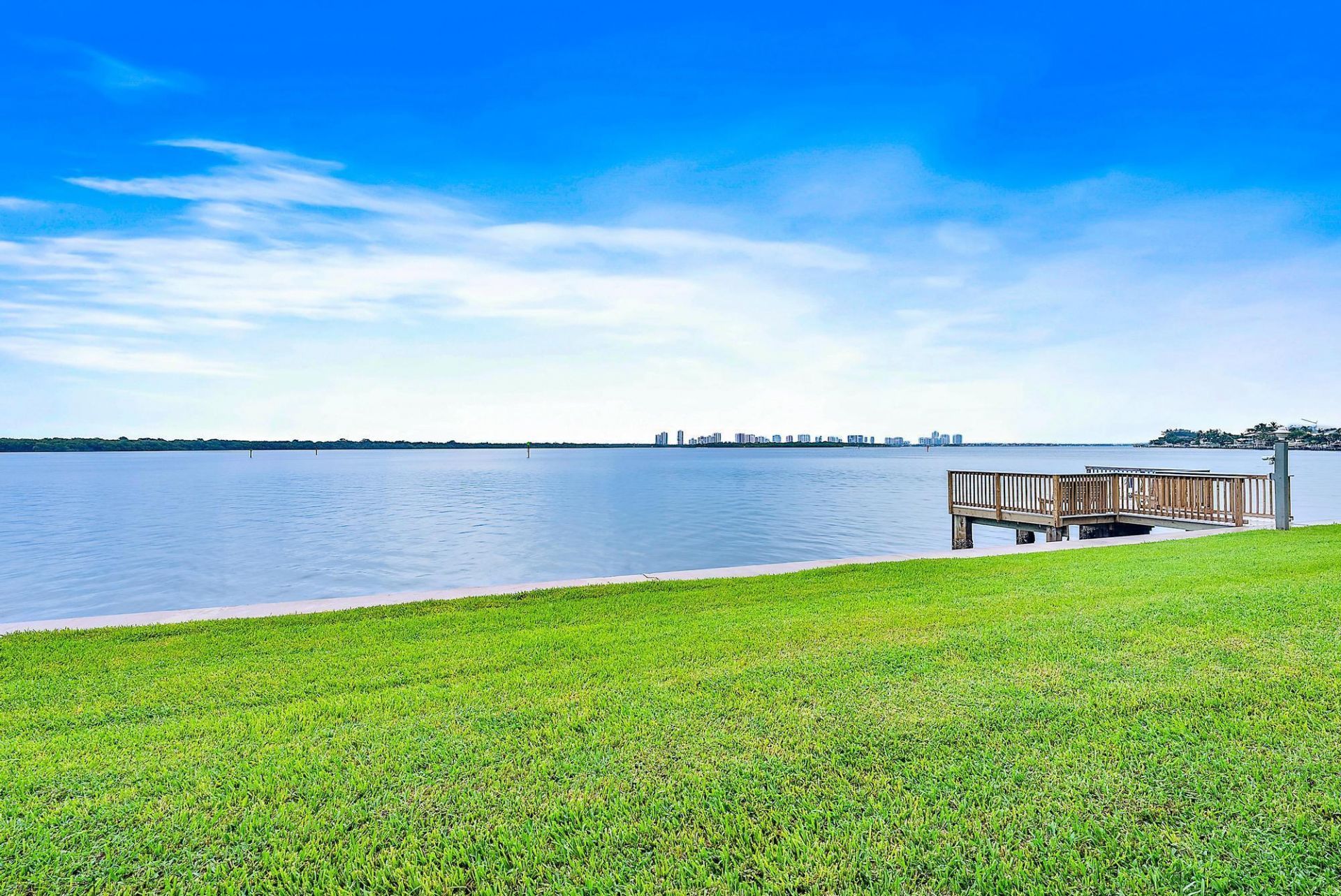 52 Yacht Club Drive, Unit 105, North Palm Beach, FL 33408 Photo
