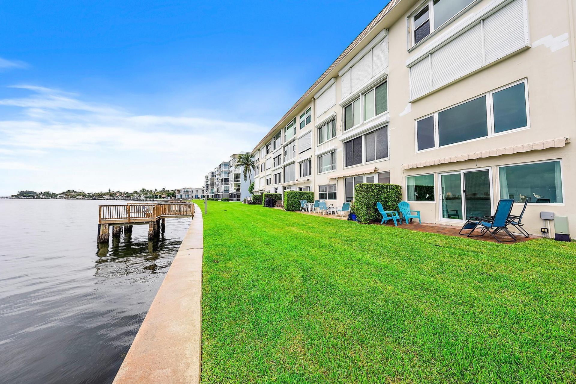 52 Yacht Club Drive, Unit 105, North Palm Beach, FL 33408 Photo
