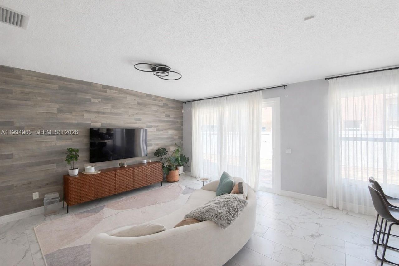 5005 Northern Lights Dr, Unit 5005, Greenacres, FL 33463 Photo