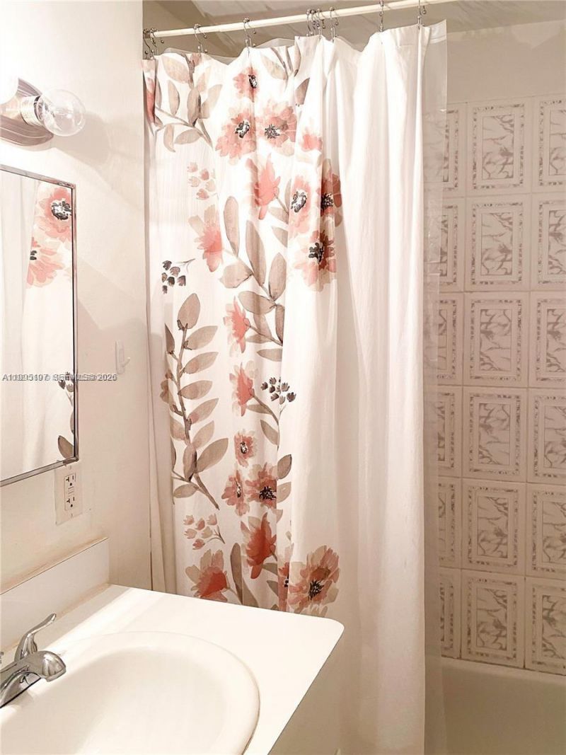 820 Euclid Ave , Unit 203, Miami Beach, FL 33139 Photo