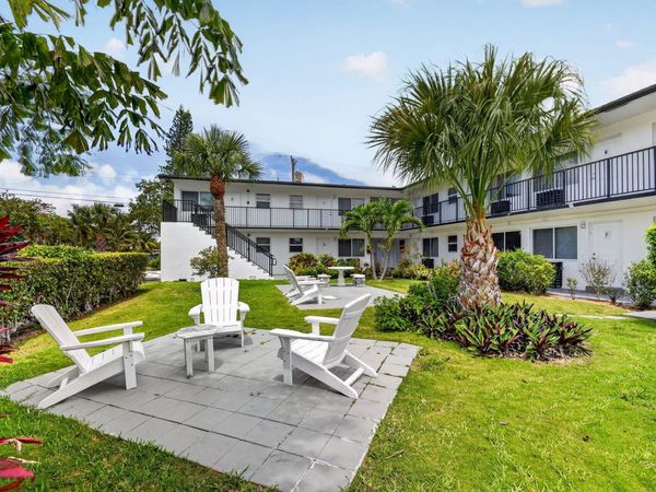 525 S Broadway Street, Unit M, Lantana, FL 33462
