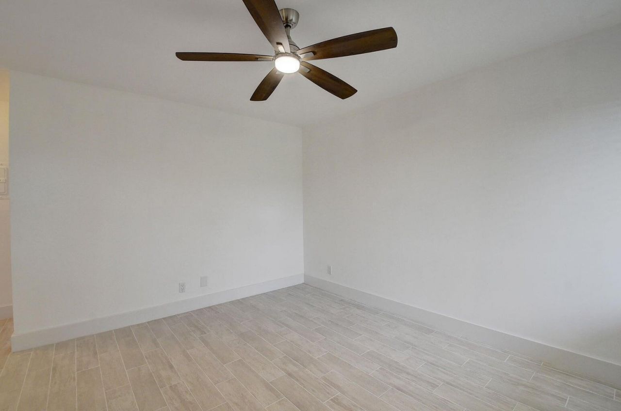 525 S Broadway Street, Unit M, Lantana, FL 33462 Photo