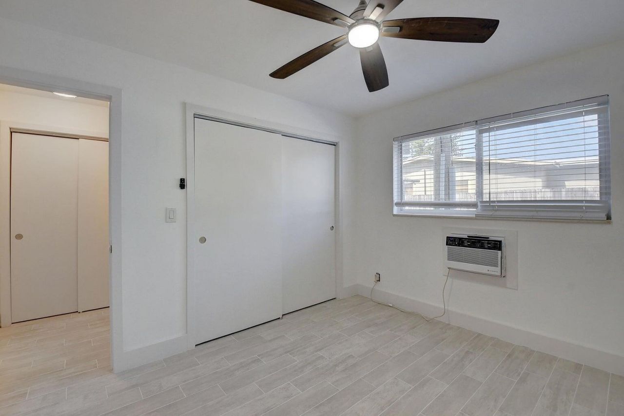 525 S Broadway Street, Unit M, Lantana, FL 33462 Photo