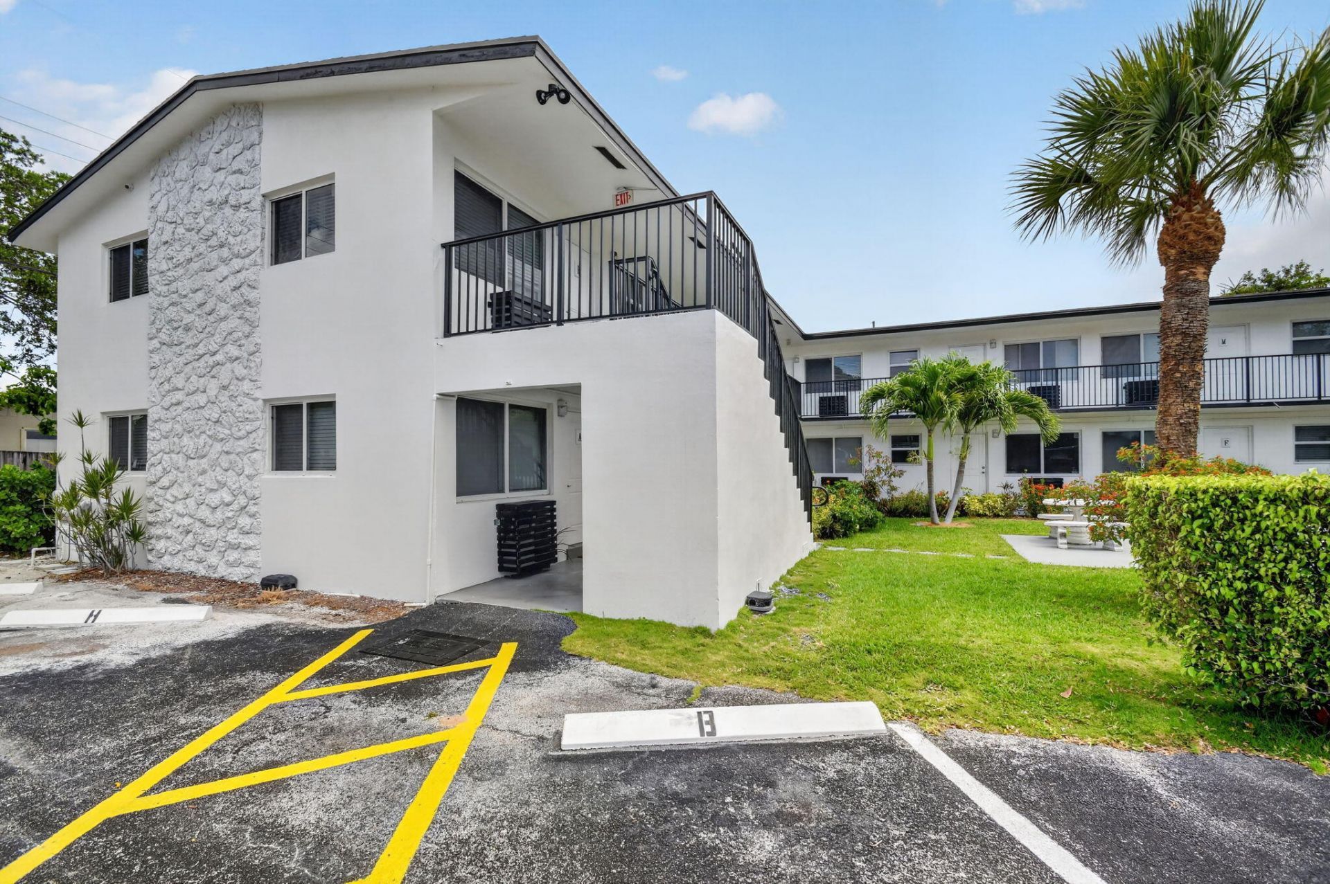 525 S Broadway Street, Unit M, Lantana, FL 33462 Photo