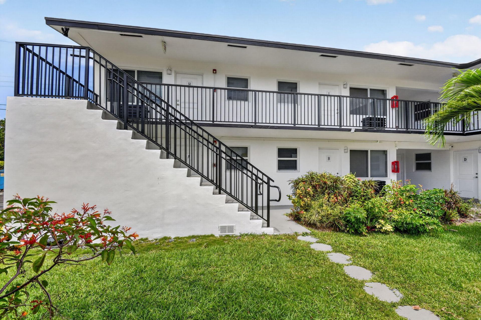 525 S Broadway Street, Unit M, Lantana, FL 33462 Photo