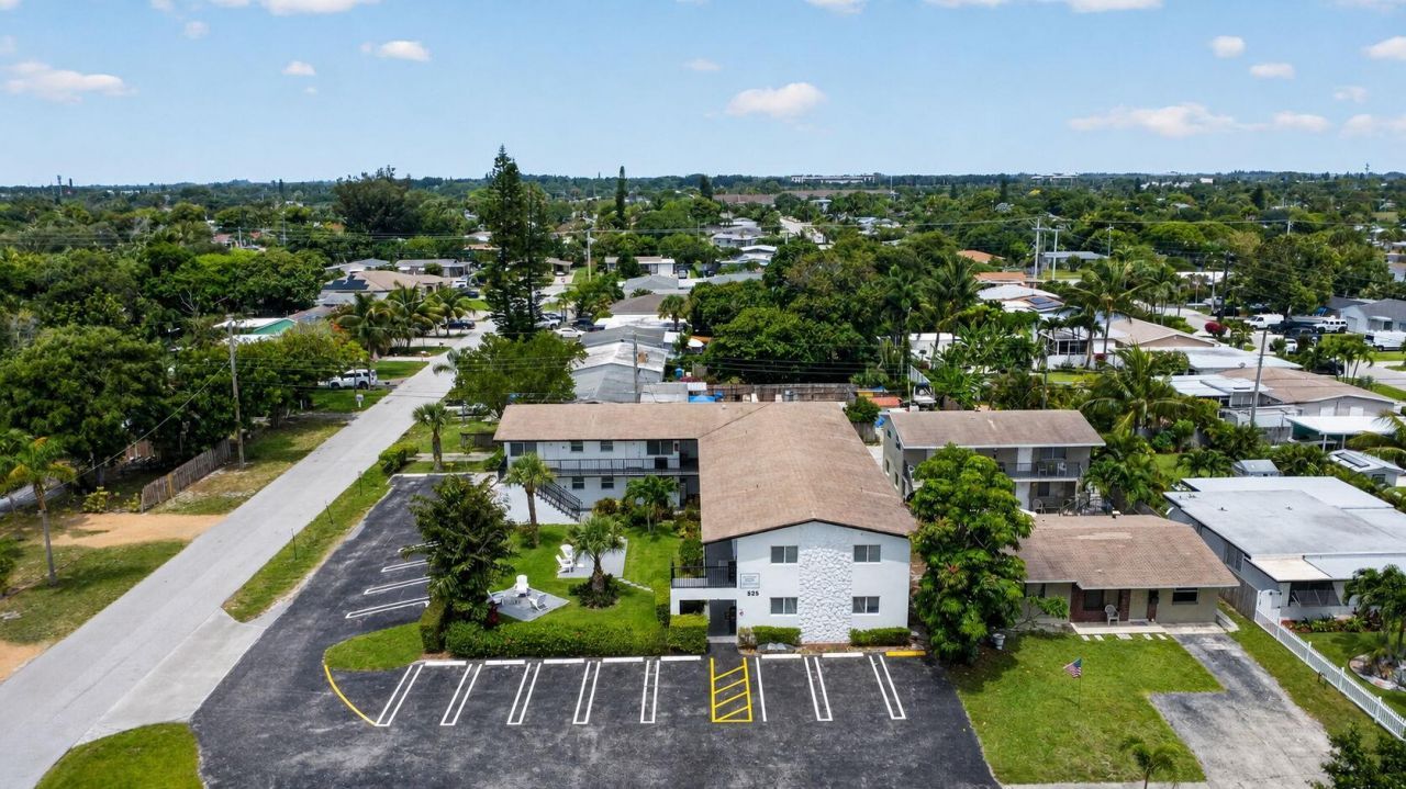 525 S Broadway Street, Unit M, Lantana, FL 33462 Photo
