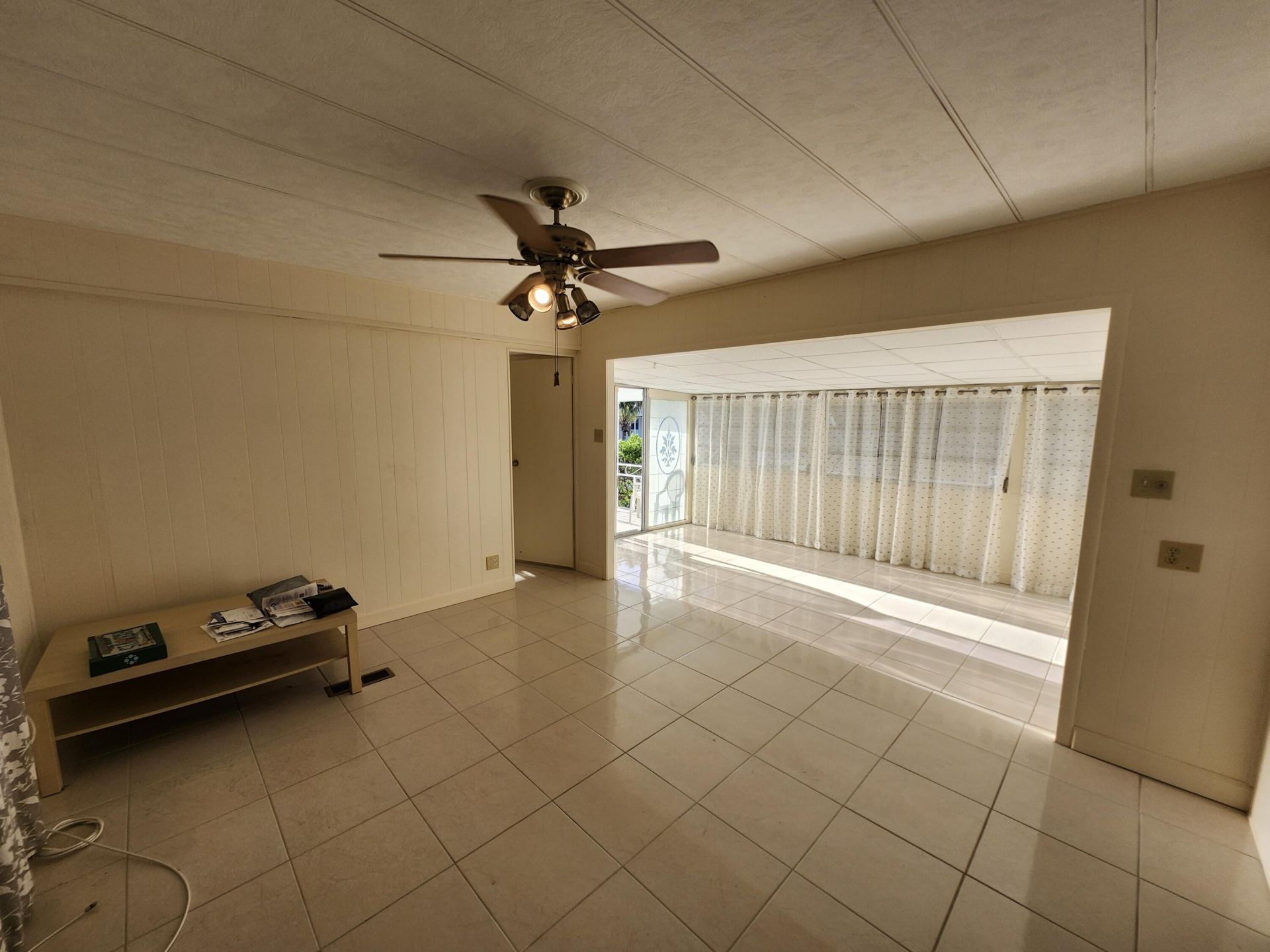 2011 SW 84th Avenue, Davie, FL 33324 Photo
