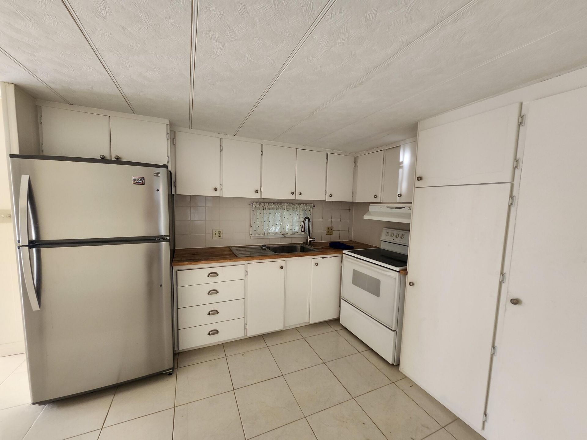 2011 SW 84th Avenue, Davie, FL 33324 Photo