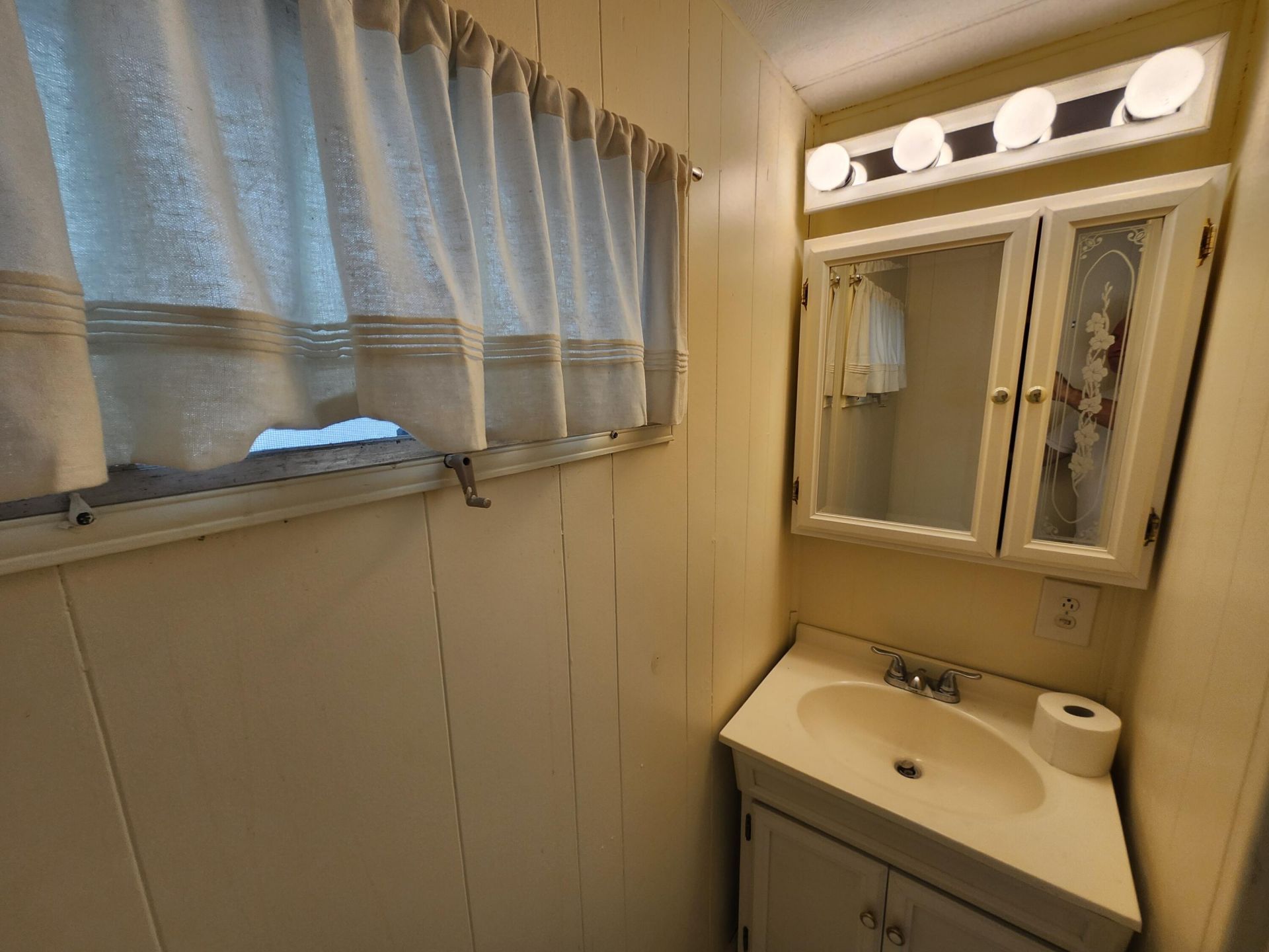 2011 SW 84th Avenue, Davie, FL 33324 Photo