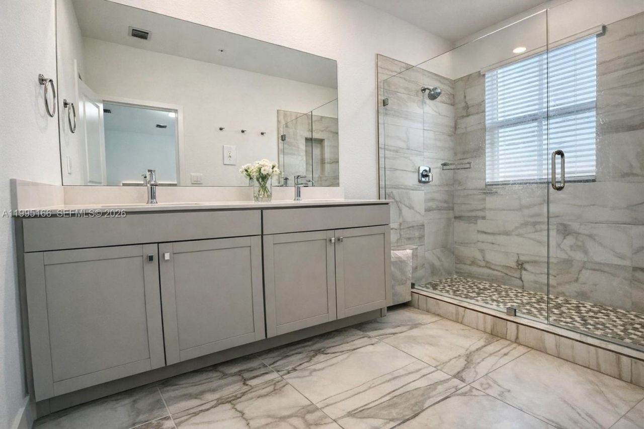 181 SW 170th Ave, Pembroke Pines, FL 33027 Photo