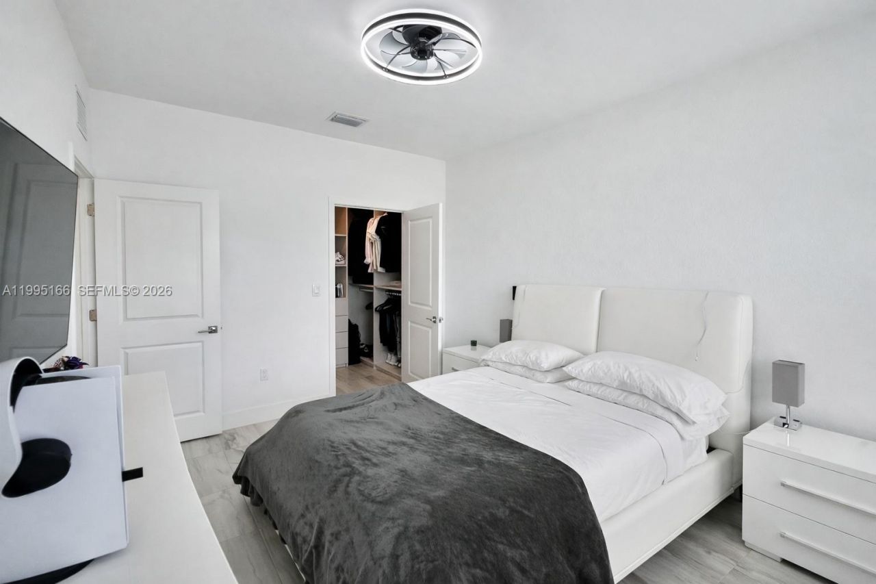 181 SW 170th Ave, Pembroke Pines, FL 33027 Photo