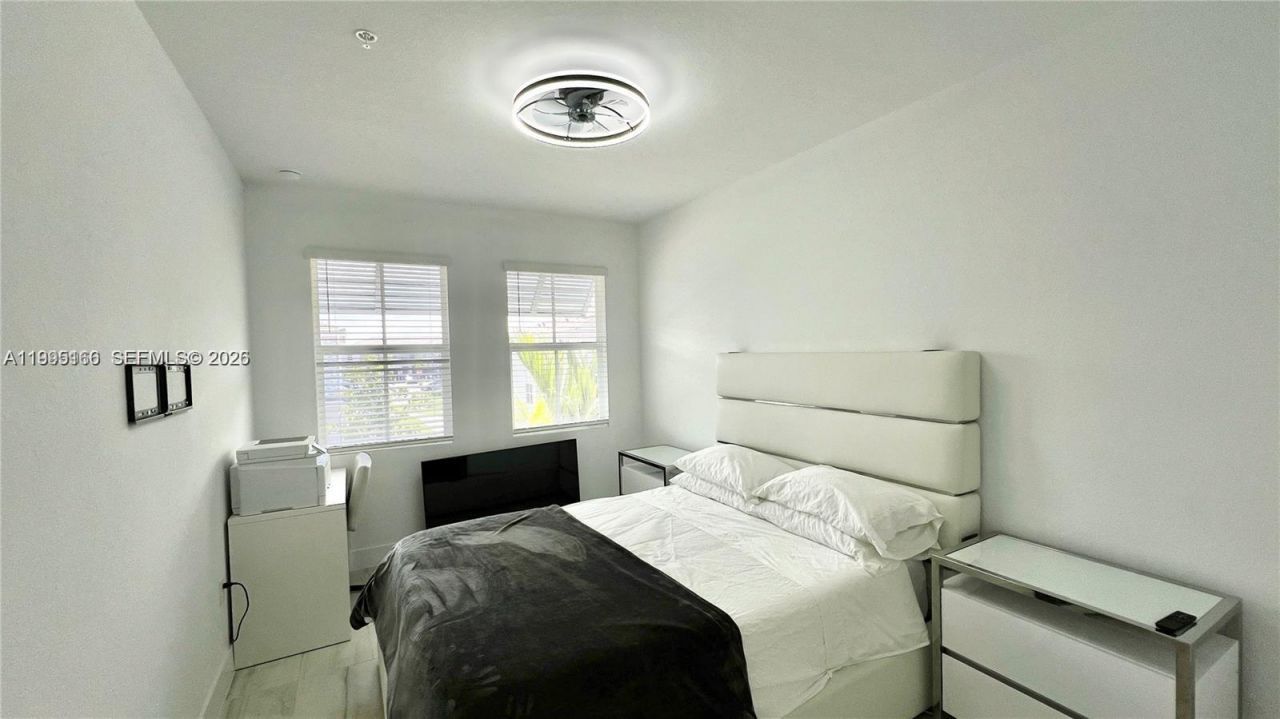 181 SW 170th Ave, Pembroke Pines, FL 33027 Photo