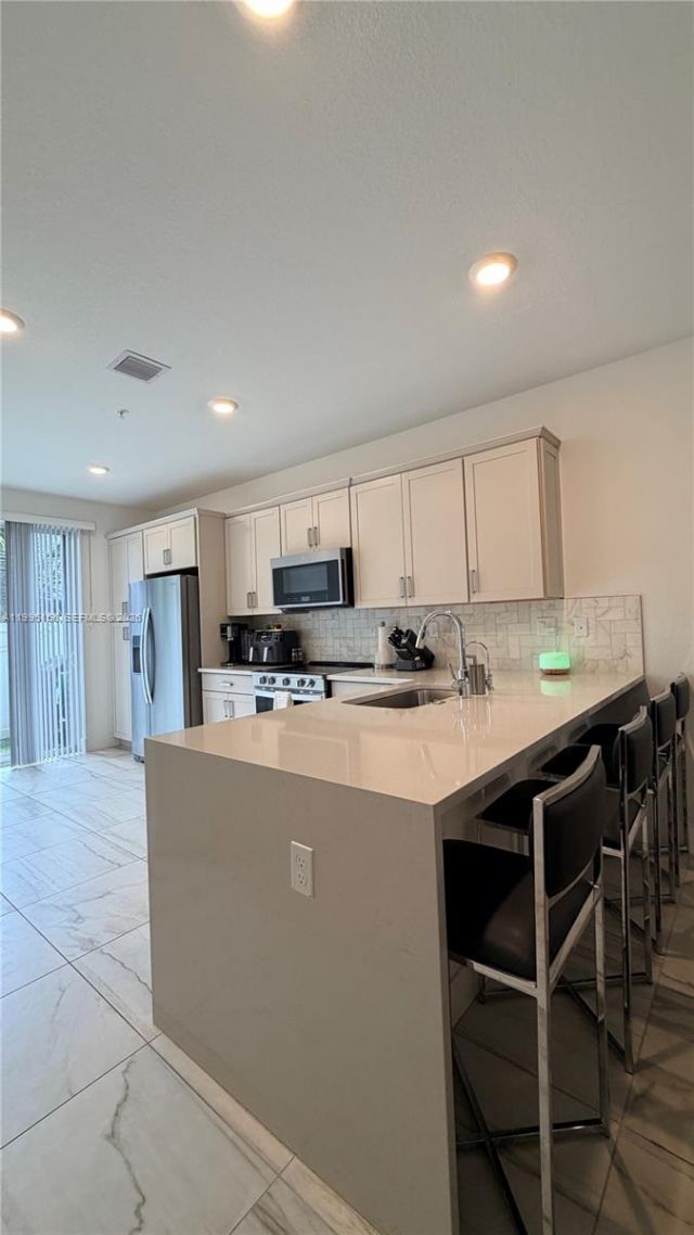 181 SW 170th Ave, Pembroke Pines, FL 33027 Photo