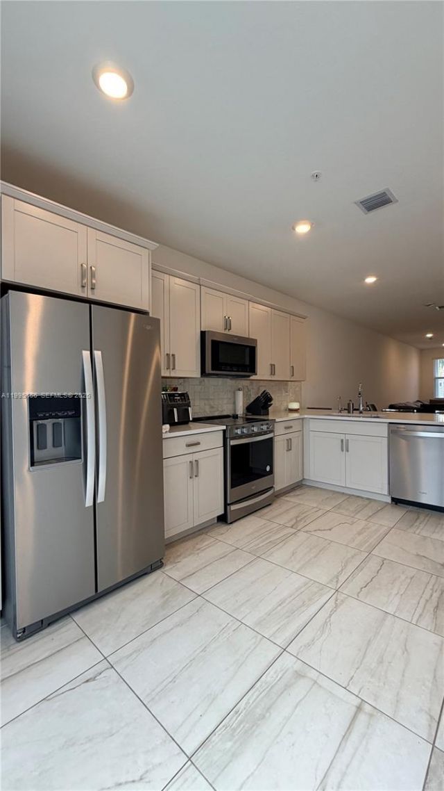 181 SW 170th Ave, Pembroke Pines, FL 33027 Photo