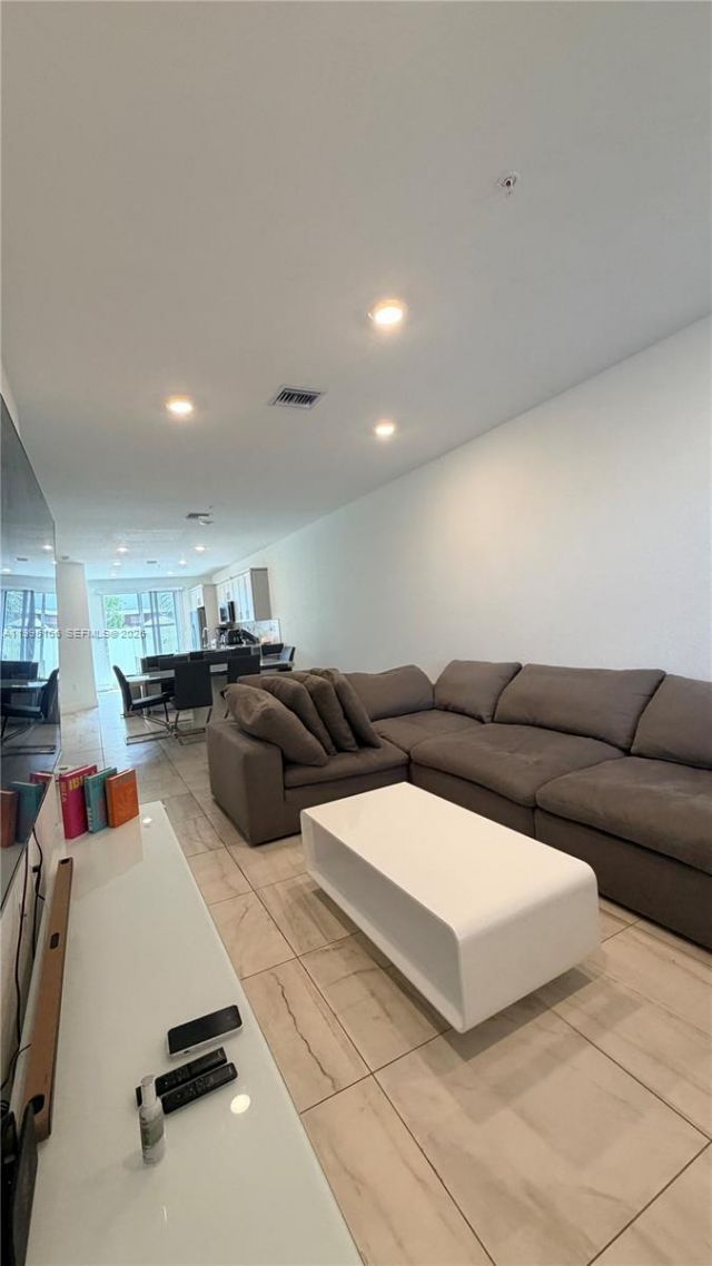 181 SW 170th Ave, Pembroke Pines, FL 33027 Photo