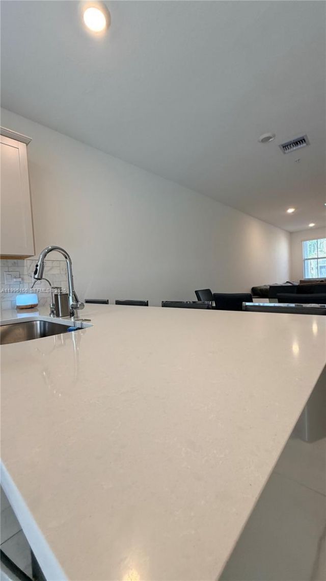 181 SW 170th Ave, Pembroke Pines, FL 33027 Photo