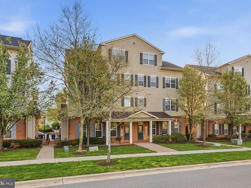 23209 Observation Drive, Unit 3279, Clarksburg, MD 20871 Main Photo